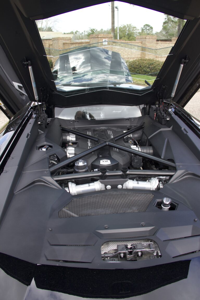 2013 LAMBORGHINI AVENTADOR ROADSTER