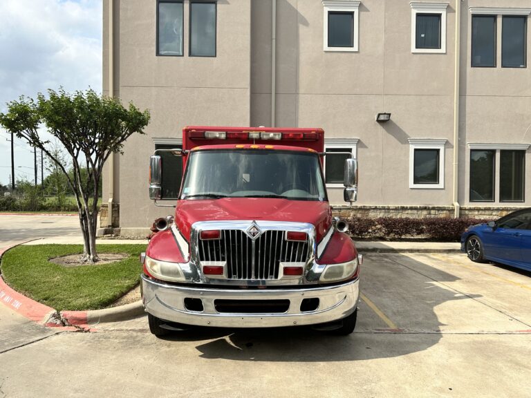 International Ambulance Model 4000